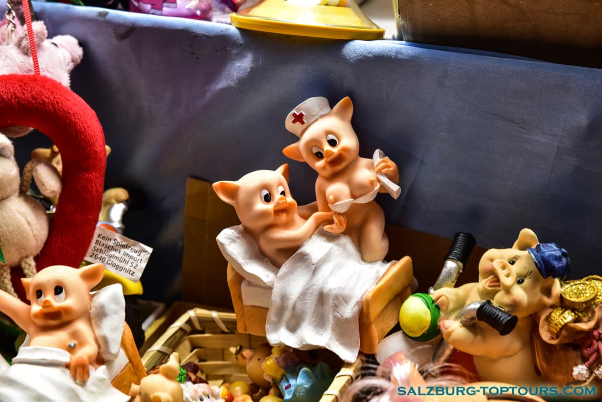 Зальцбург на Новый год: музыка, уличные фестивали, горячие блюда австрийской кухни и незабываемый фейерверк. Идеальный праздник для всей семьи.